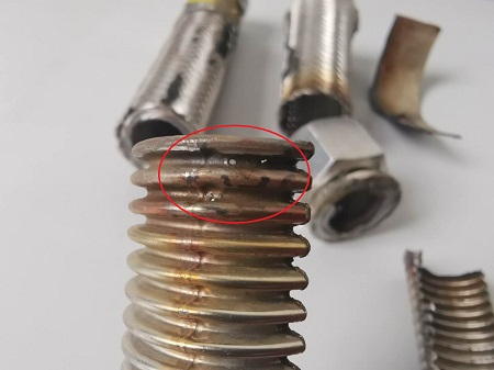 有關(guān)中央空調(diào)風(fēng)機(jī)盤管金屬軟連接針孔腐蝕的分析報(bào)告 有關(guān)中央空調(diào)風(fēng)機(jī)盤管金屬軟連接針孔腐蝕的分析報(bào)告