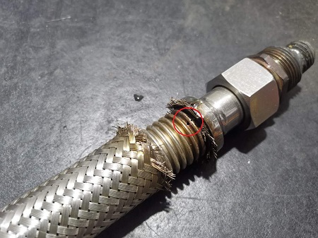 有關(guān)中央空調(diào)風(fēng)機(jī)盤管金屬軟連接針孔腐蝕的分析報(bào)告 有關(guān)中央空調(diào)風(fēng)機(jī)盤管金屬軟連接針孔腐蝕的分析報(bào)告